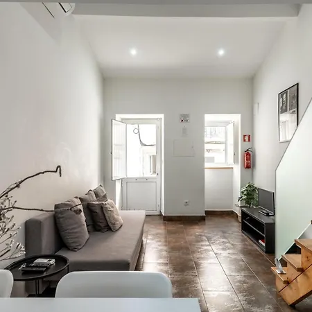 Loft In Graca With Ac On Ground Floor By Lisbeyond * Lisboa