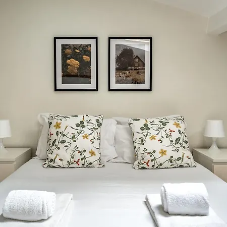 Apartman Loft In Graca With Ac On Ground Floor By Lisbeyond *