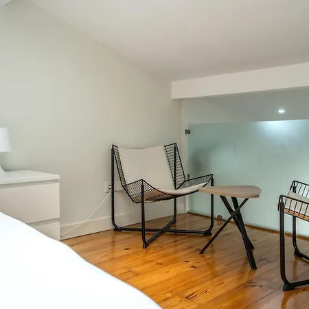 Loft In Graca With Ac On Ground Floor By Lisbeyond Apartman *